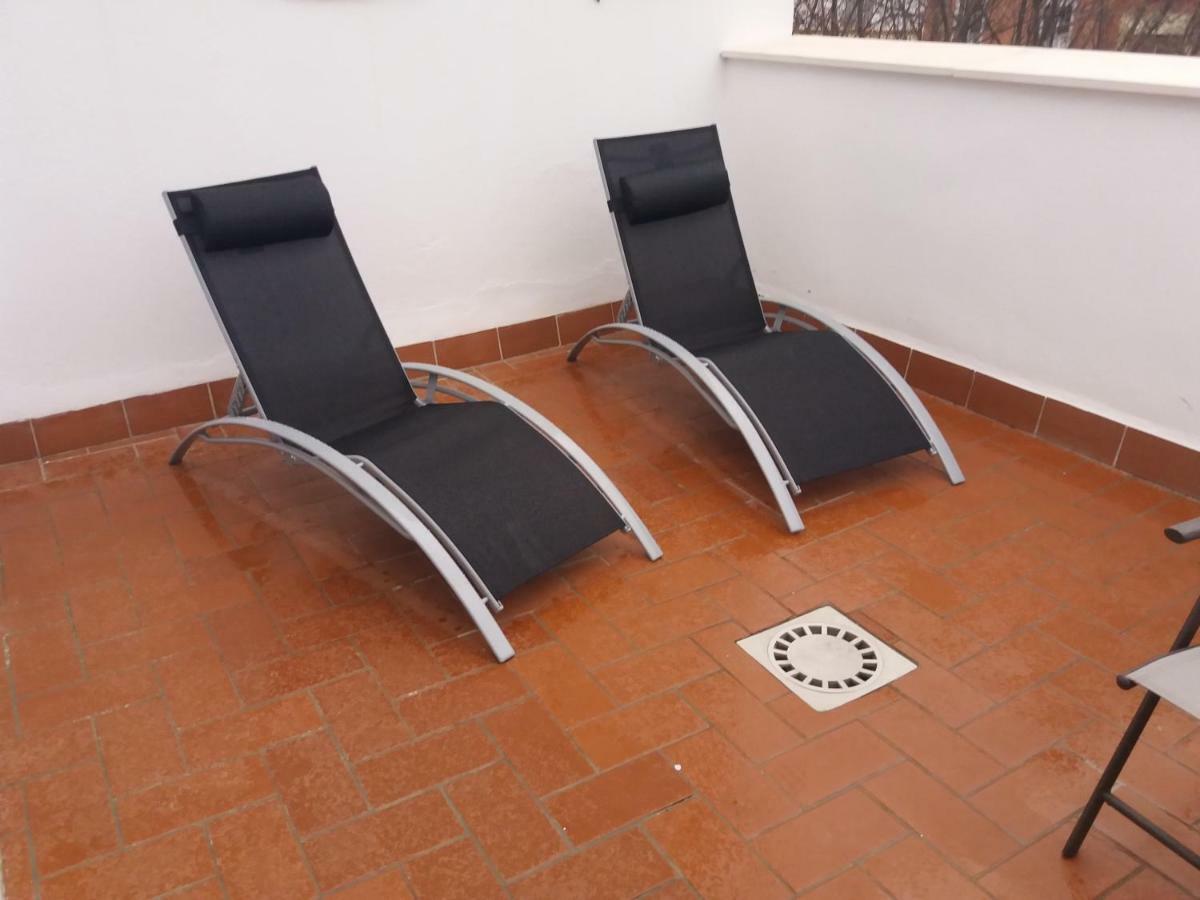 Atico Con Terraza En Alameda De Hercules Seville Luaran gambar